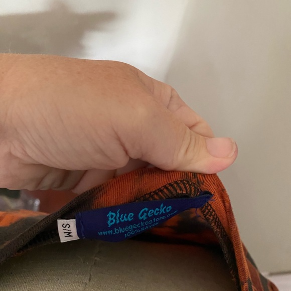 Blue Gecko Tie Dye Tank - Picture 3 of 3